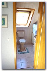 Separates WC: Ferienwohnung Sachsenheim-Hohenhaslach